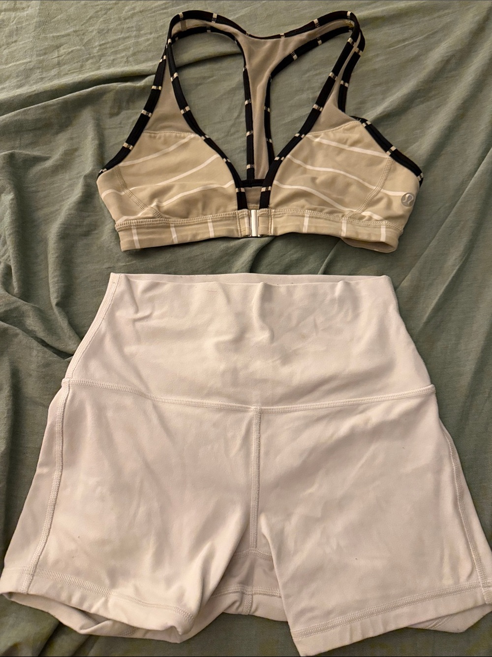 Lulu lemon Vintage front clasp Sports Bra with White High-Waist Athletic Shorts